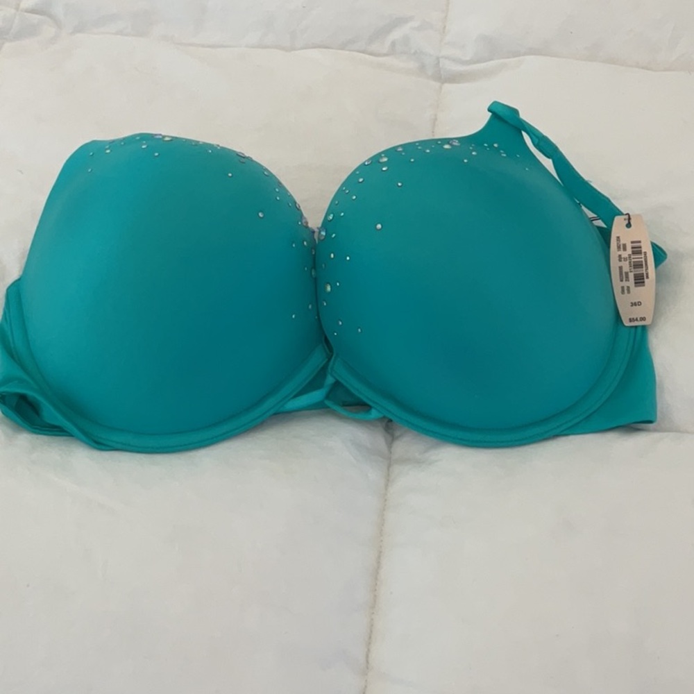 New add 2 cup sizes Victoria Secret Bra 
Teal with sequence